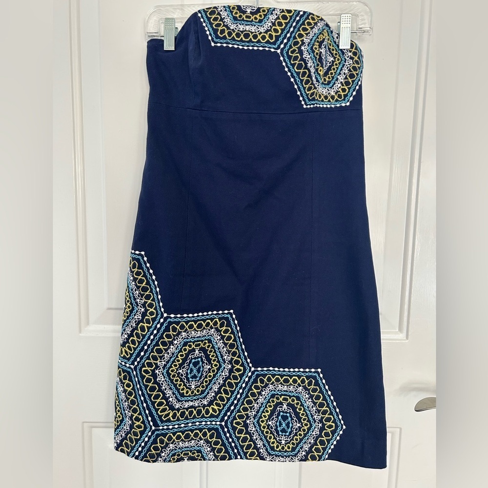 Lilly Pulitzer Honeycomb Home Pique Strapless Embroidered Bowen Dress Size 2 - Picture 7 of 12